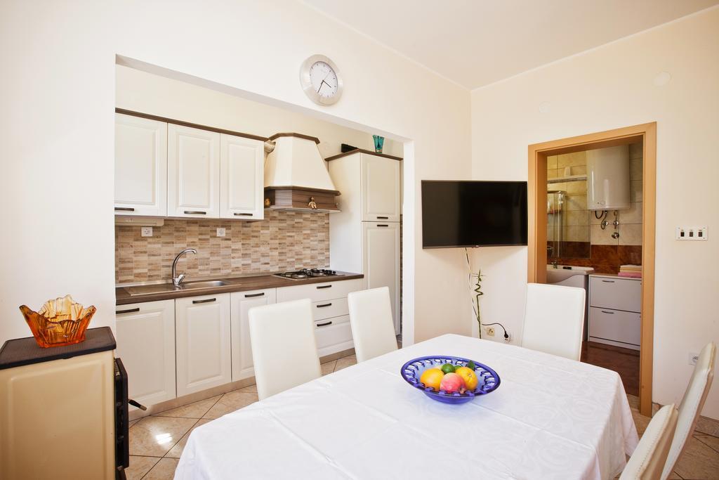 Villa Stana Vinišće Extérieur photo