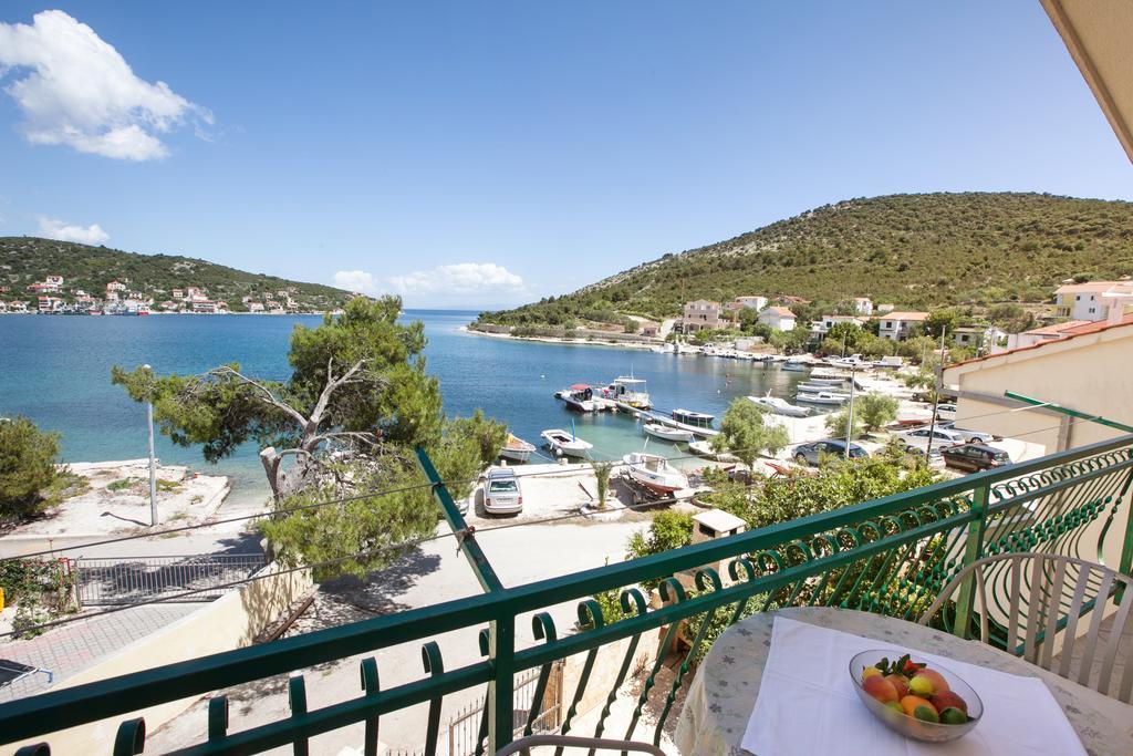 Villa Stana Vinišće Extérieur photo